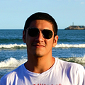 Go to the profile of Maxi Ferreira