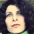 Go to the profile of Aarti Tikoo Singh