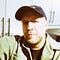 Go to the profile of alto