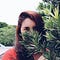 Go to the profile of a menina das flores rosas