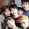 Go to the profile of E aí surgiu o Kpop