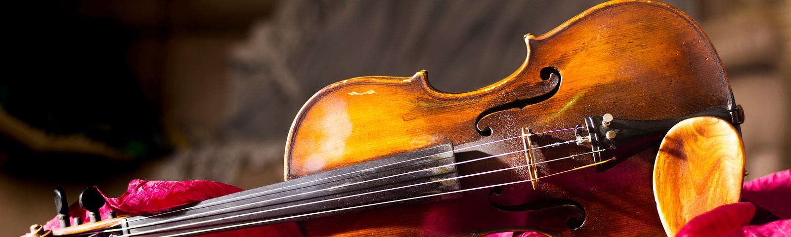 An old, much-loved fiddle, up for sale.