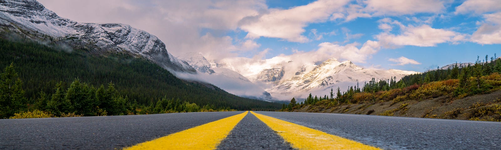 a photo of a road