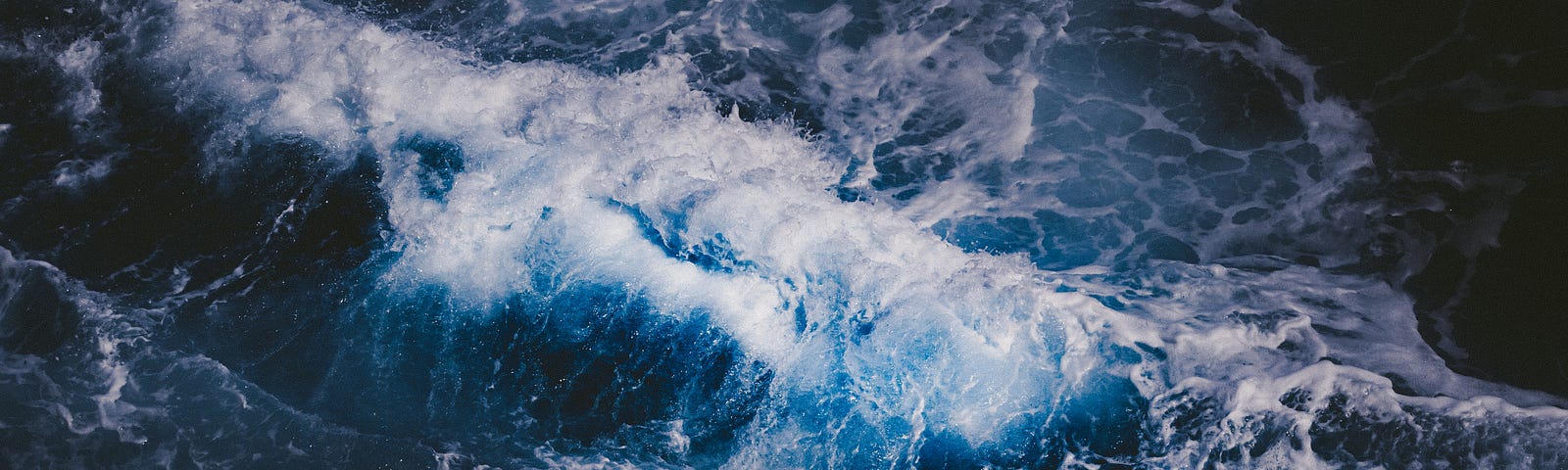 Large waves in a stormy sea.