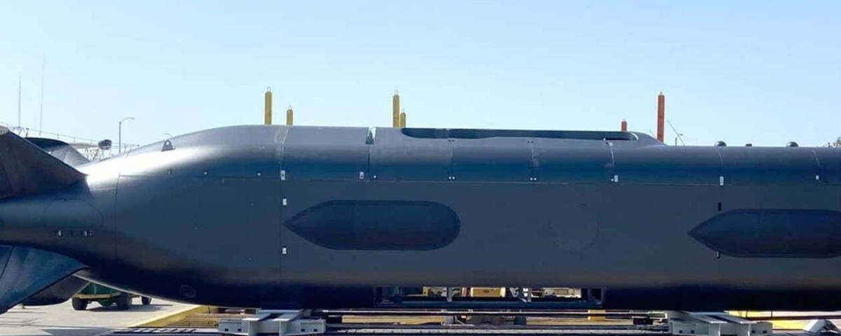 An extra large unmanned undersea test vehicle. Photo courtesy of GAO/ Navy Program Office