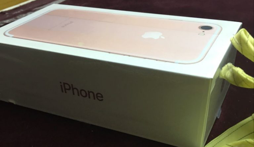 Caja iPhone 7 en oro rosa