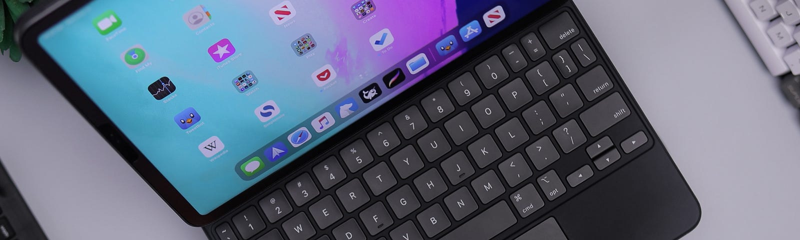 Apple’s magic keyboard. One of the best I have seen from them