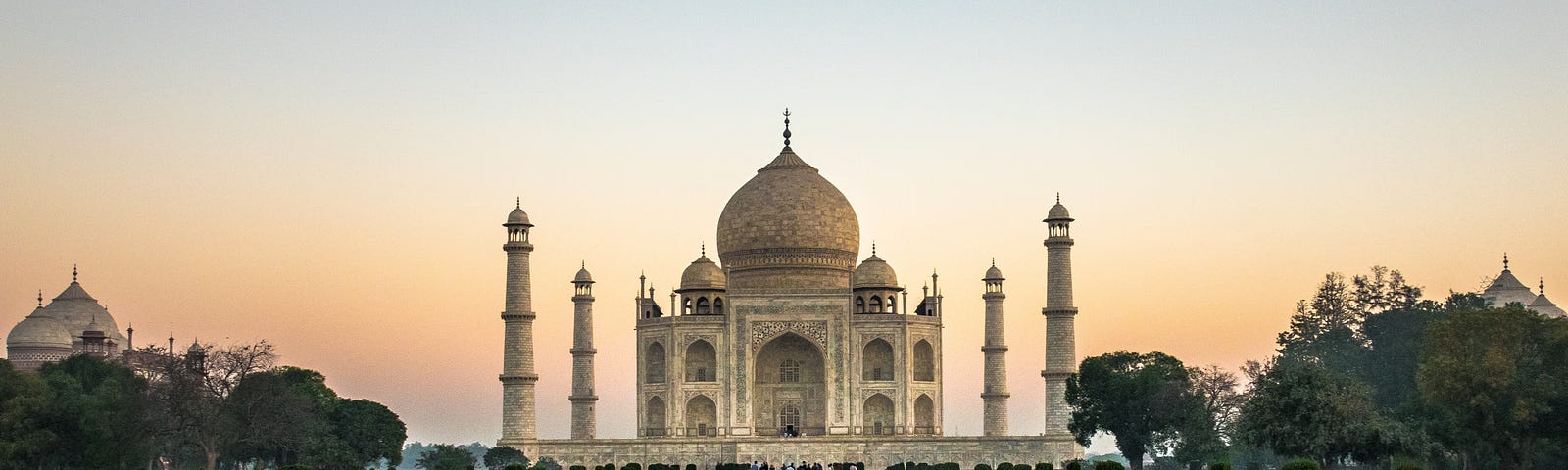 Taj Mahal Photo by Shan Elahi on Unsplash