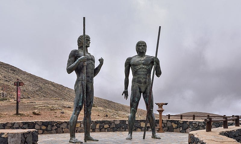 Statues of Majorero warrior kings, Fuerteventura