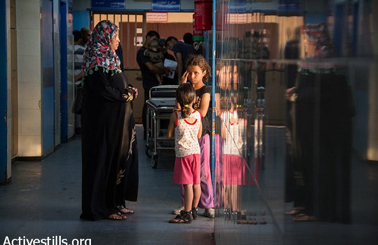 Hospital Al Shifa en Gaza semanas después de la Operación Margen Protector, el 9 de agosto de 2014. (Foto: Basel Yazuri / Activestills.org)