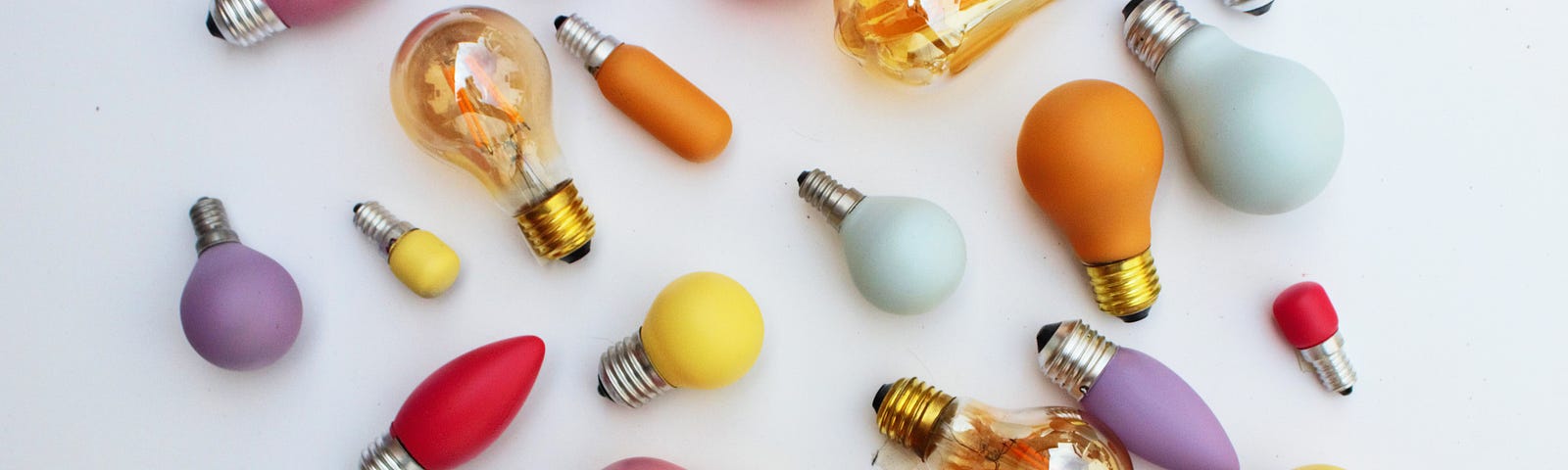 multicolored light bulbs