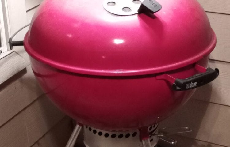 Red Weber classic grill smoker