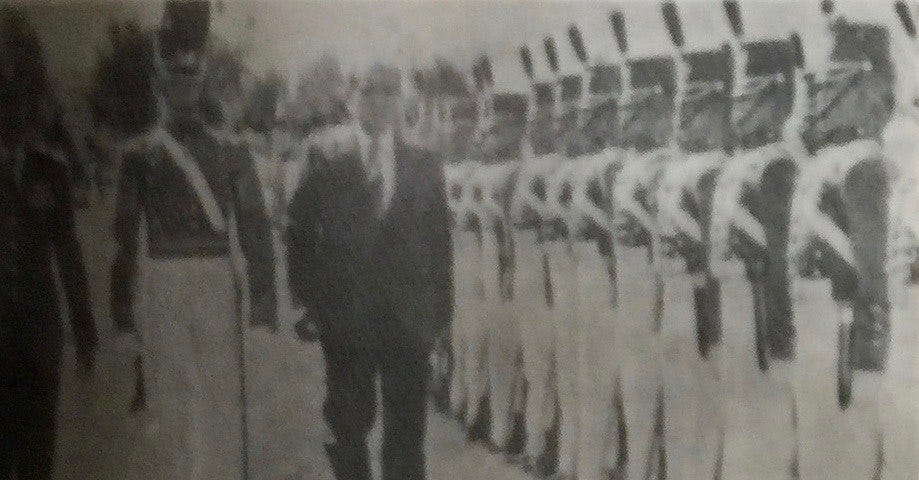 MGen Ver inspects the honor guard.