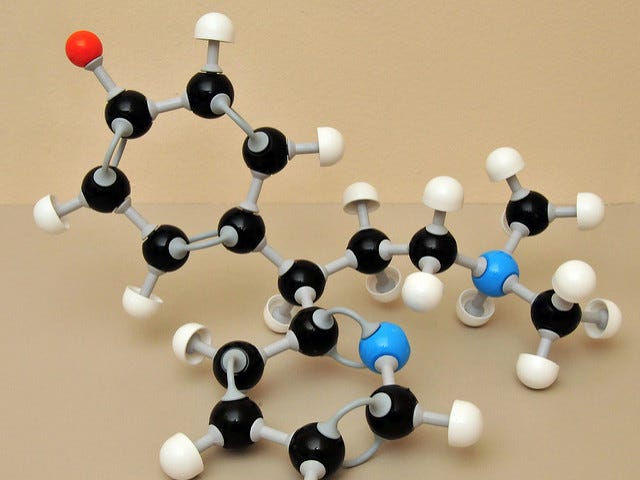 Brompheniramine Model by Iain George under CC BY 2.0 https://flic.kr/p/5Abyh9