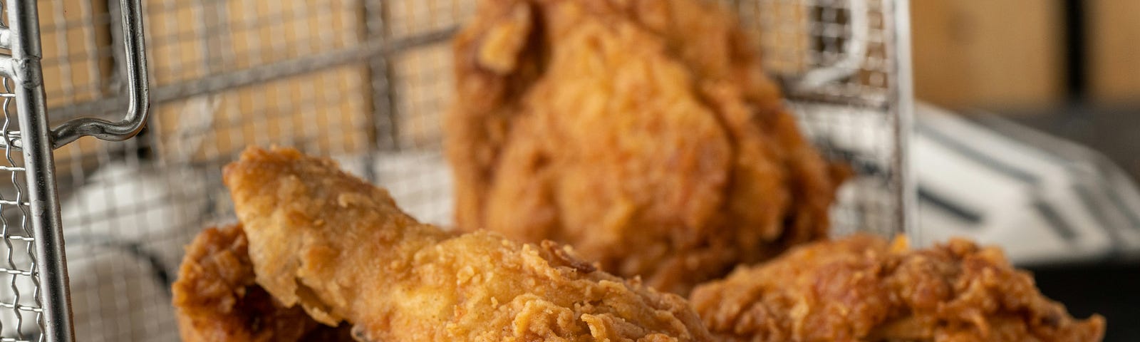 A picture of fresh fried chicken.