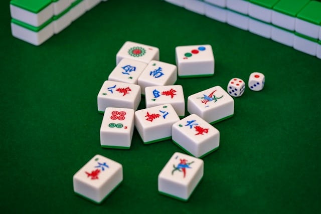 Mahjong tiles