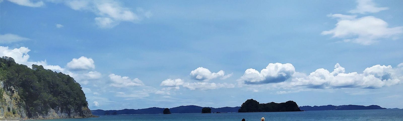 Hahei beach — Coromandel, New Zealand