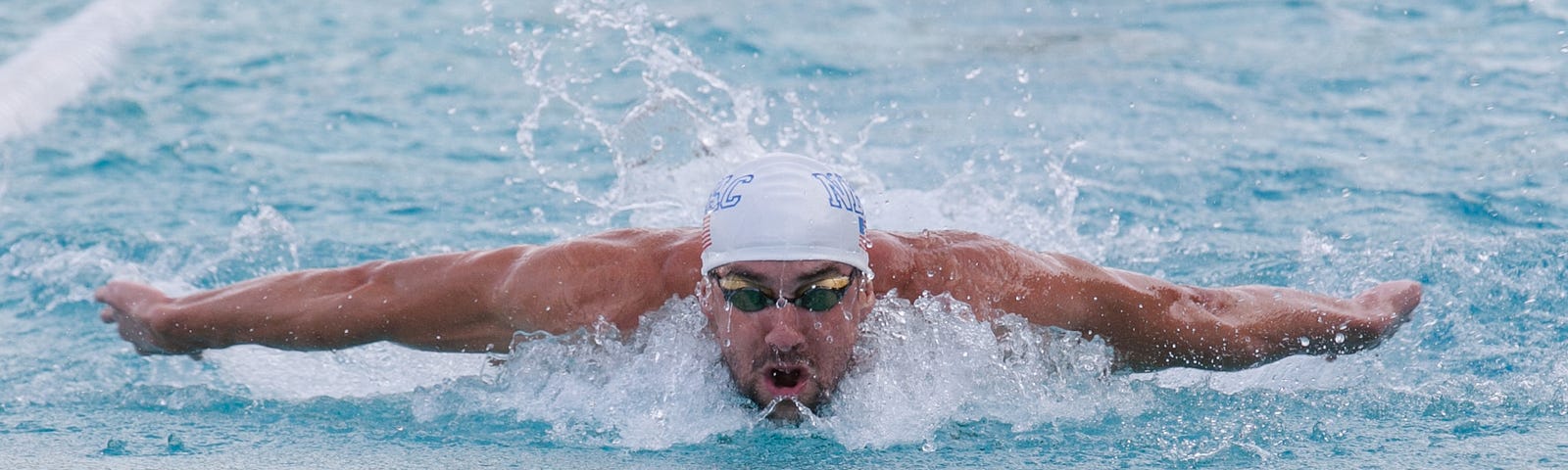 Michael Phelps swimming