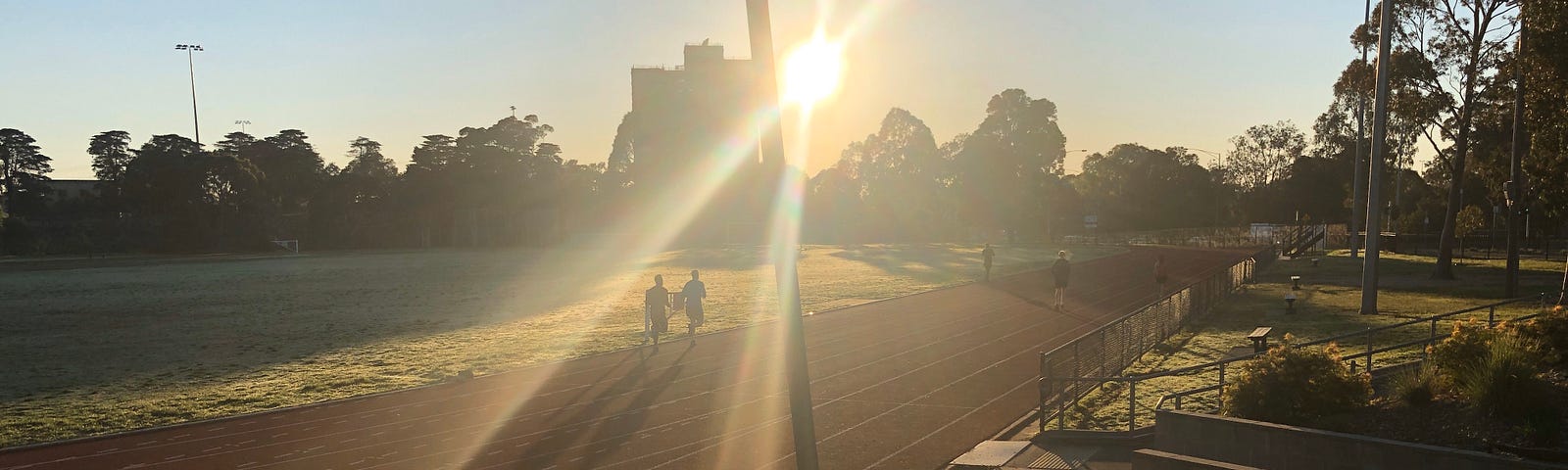 Thursday morning track, a new day dawns.