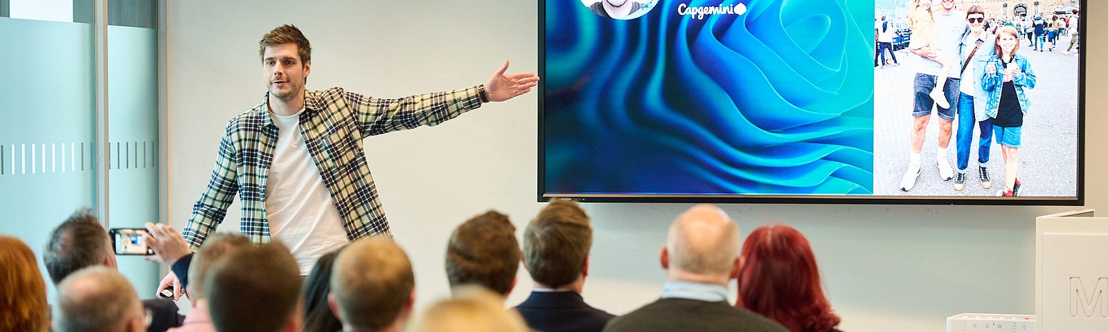 Me presenting at a recent Microsoft Generative AI Roadshow in Edinburgh