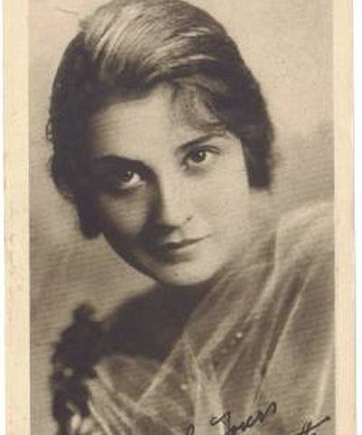 Autographed Photo of Silent Film Actress Fritzi Brunette