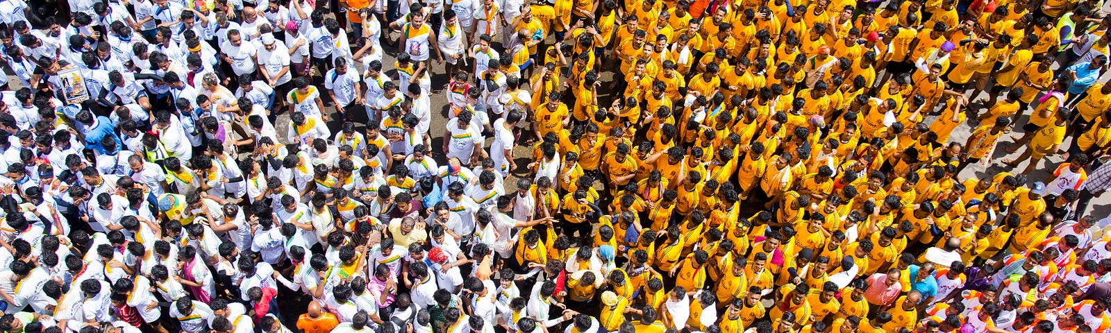 Mass group of people congregate in Mumbai