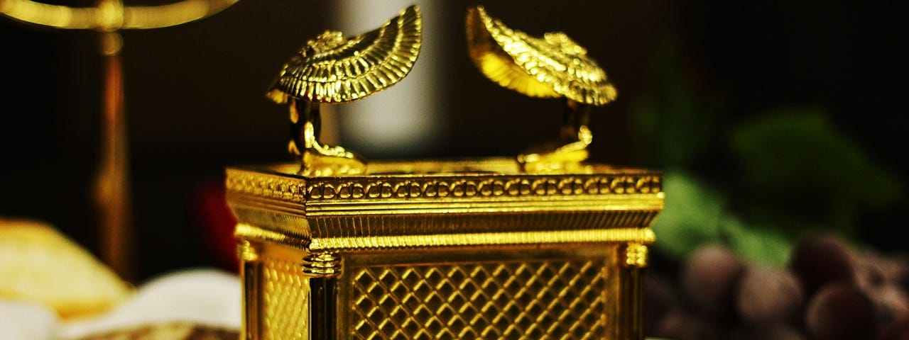 A model of the Ark of the Covenant