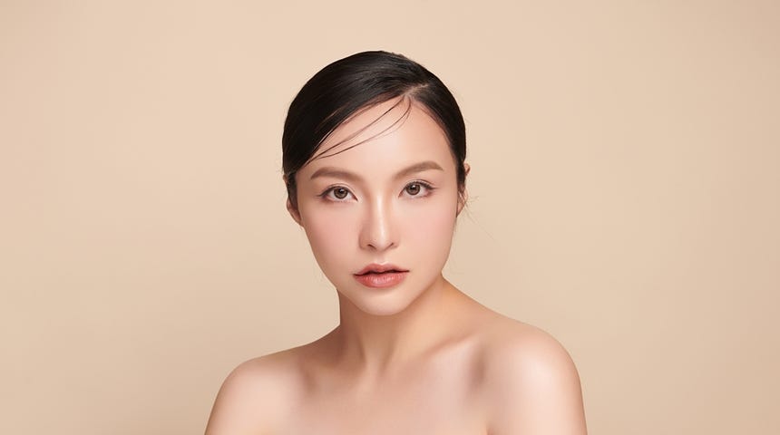 Picture of a young Asian lady.