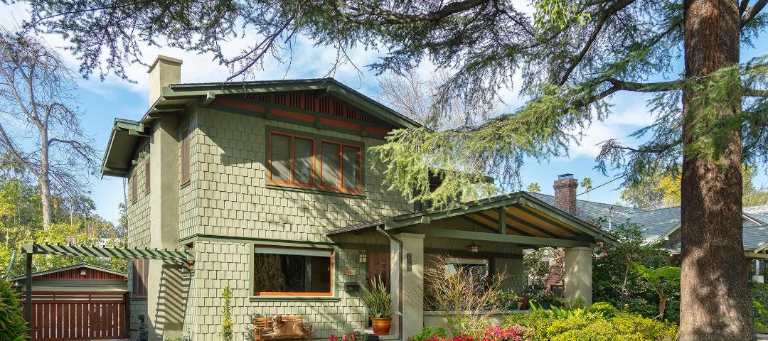 2 story Arts and Crafts bungalow style home, Pasadena CA