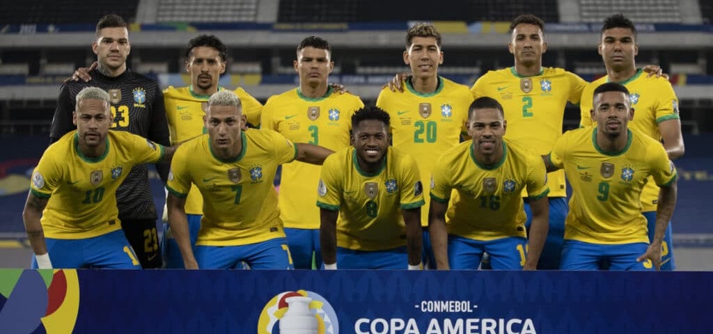 A Seleção Brasileira foi a única da Copa América a retirar o número 24 da ordem lógica de numeração das camisas (Foto: Lucas Figueiredo/CBF)