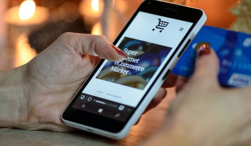 5 Reasons Why AR is the Future of Online Shopping
