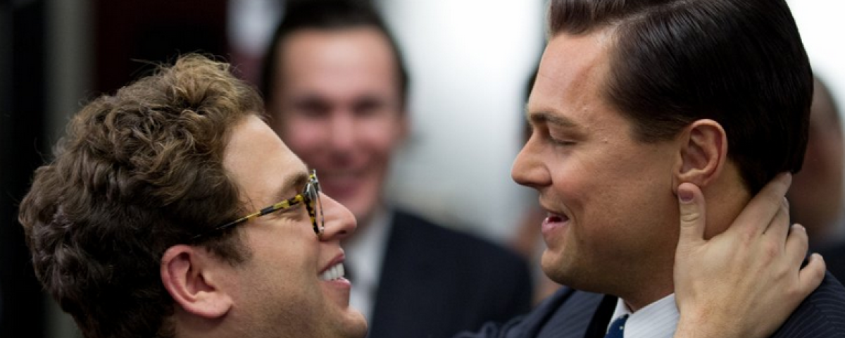 La película El Lobo de Wall Street es una película muy interesante para inversores novatos.