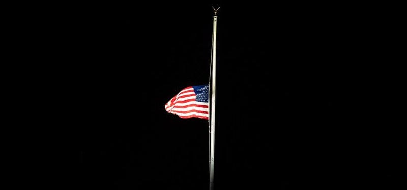 White House flag at half staff after the death of Ruth Ginsburg