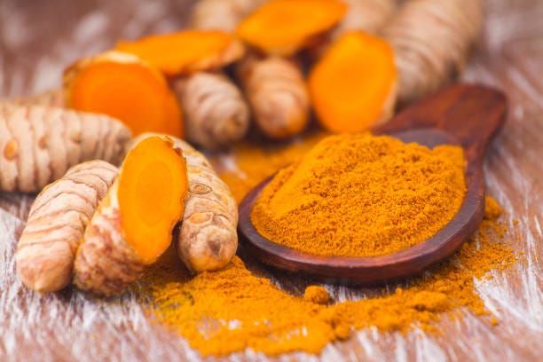 turmeric root and powder