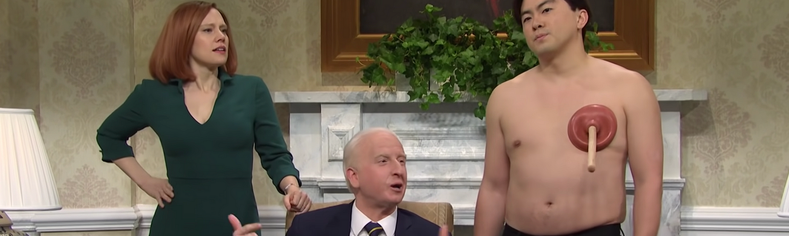 SNL Cast members as Jen Psaki, Joe Biden and TikTok star Kazuhisa Uekusa