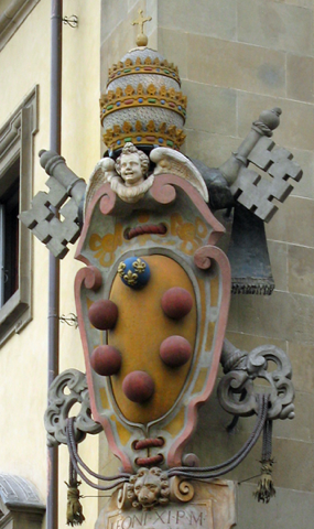 Medici family emblem on a building in Florence