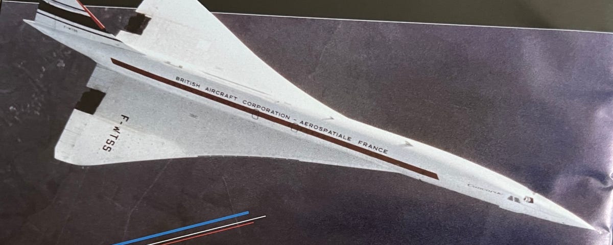 LEGO Pays Tribute To The Concorde And Goes Supersonic, by Attila Vágó, Bricks n' Brackets