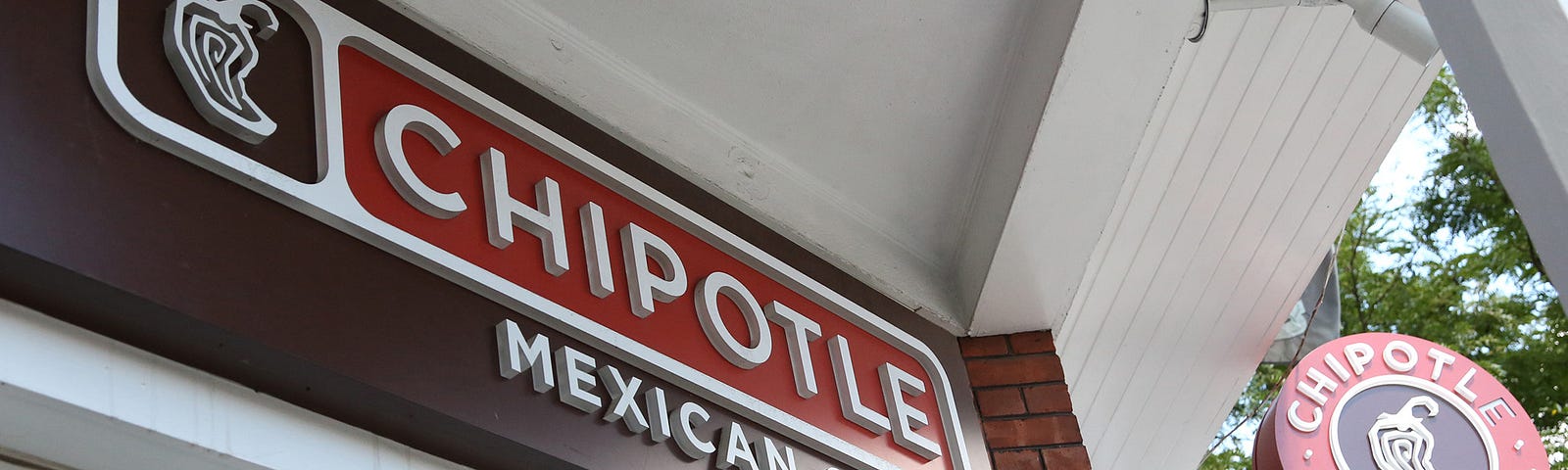 Exterior photo of Chipotle restaurant at Brown U in the United States