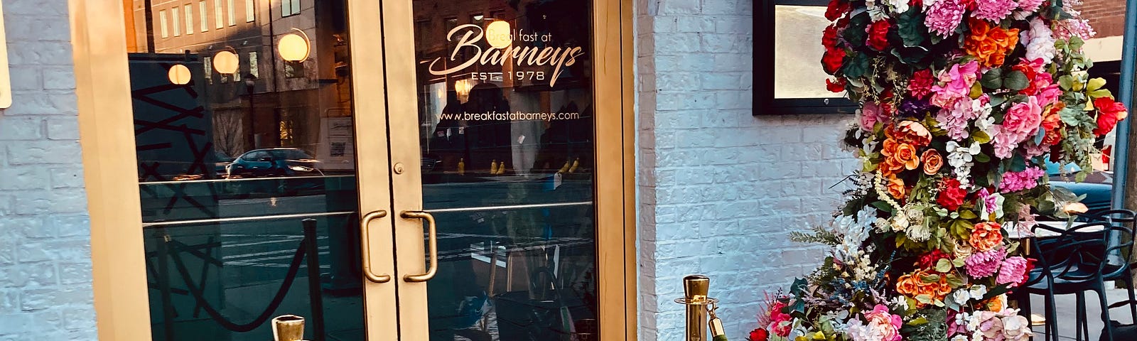 Breakfast at Barney’s, Decatur Street (2023)