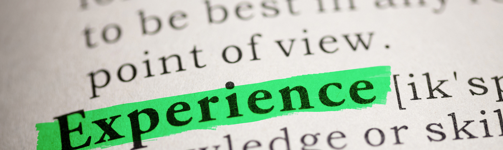 the word “experience” highlighted in green, taken from a dictionary