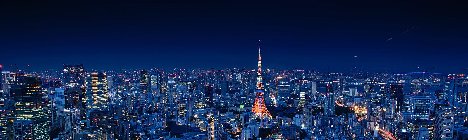 Imagine of Tokyo at night.