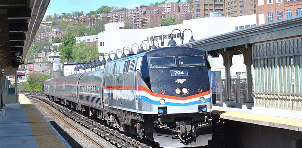 A GE P32AC-DM, an example of an electro-diesel locomotive, Amtrak 704, Author Ken, This file is licensed under the Creative Commons Attribution 2.0 Generic license. File:Amtrak 704.jpg — Wikimedia Commons