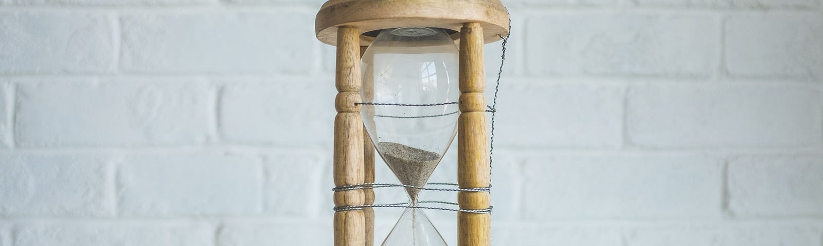 An hourglass flowing sand