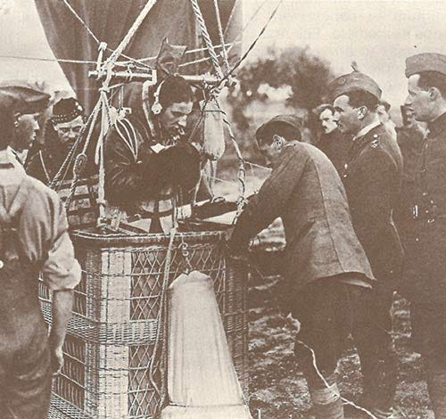 An American balloon observer prepares to ascend in a balloon for a reconnaissance mission. Photograph from the U.S. Air Service in World War I: Volume 1.