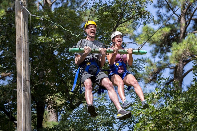 Giant swing Joni & Friends Texas