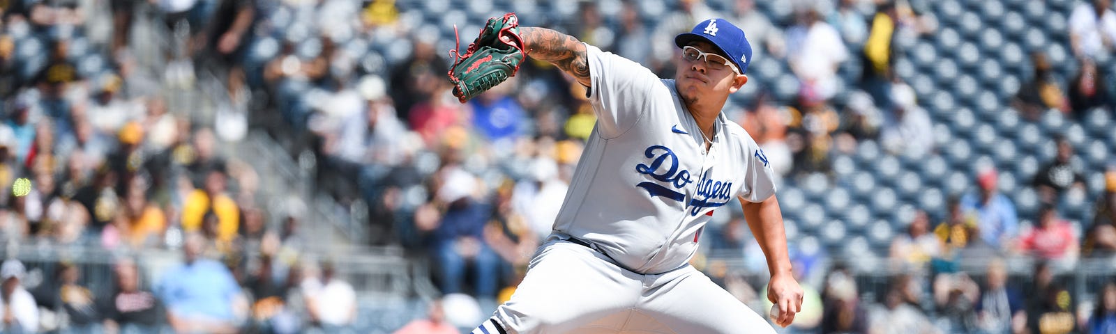 Kimbrel, Dodgers can't hold on after storming back against the Pirates, by  Rowan Kavner