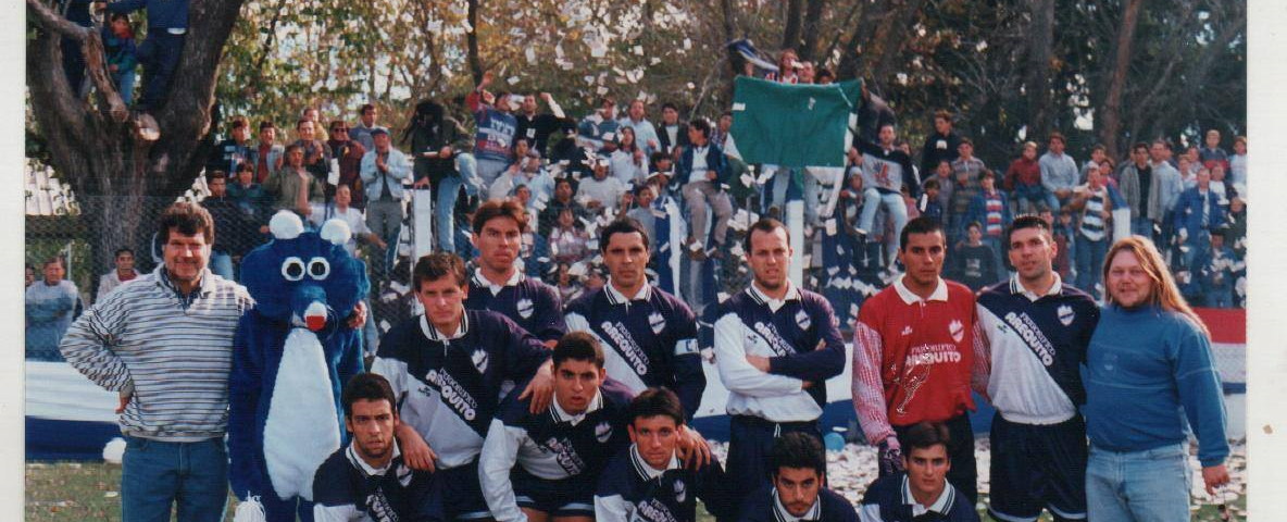 Equipo de Belgrano de Arequito finalista de la Liga Casildense 1996