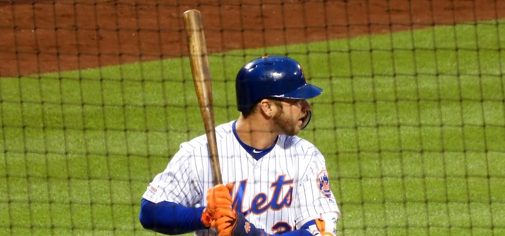 New York Mets first baseman Pete Alonso at bat