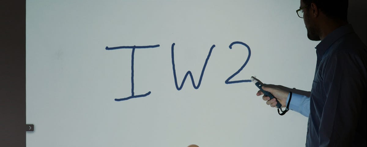 IPEVO IW2 Wireless Interactive Whiteboard System now comes with short Interactive Pen