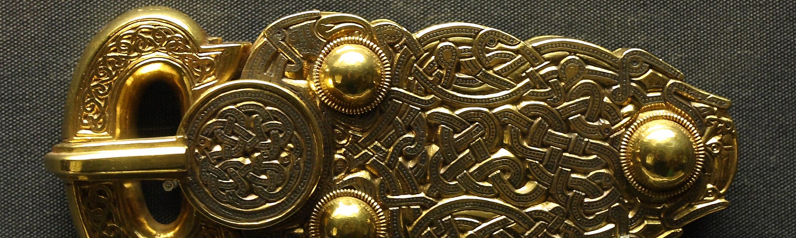 Sutton Hoo: Anglo-Saxon ‘Great Buckle’, gold with intricate woven decoration